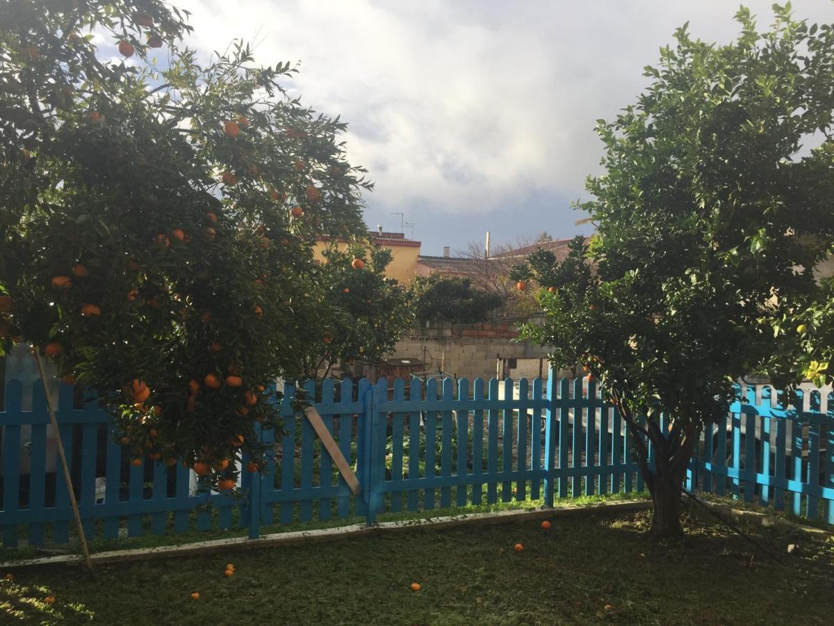 Casa Ondina Ussana - Giardino, Wi-Fi, Aria Condizionata Daire Dış mekan fotoğraf
